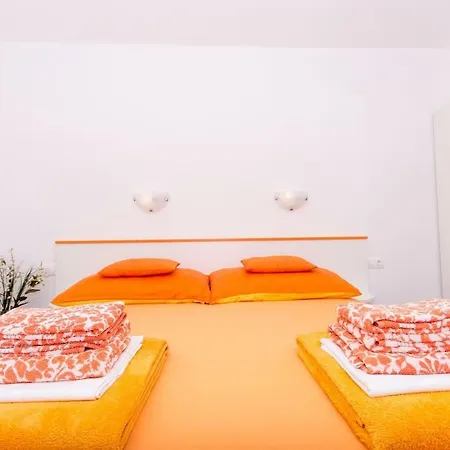 Bozana Apartment *
