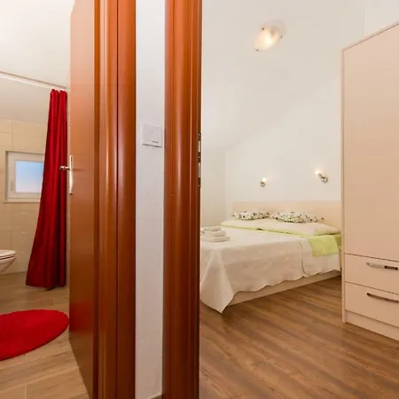 Bozana Apartment Trogir