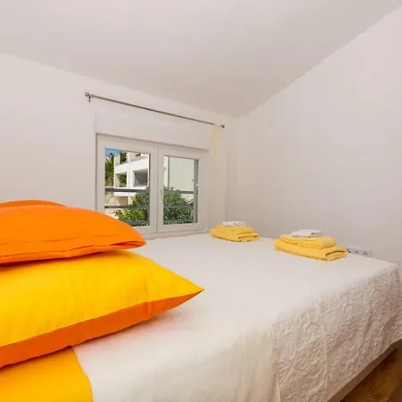 Bozana Appartement *